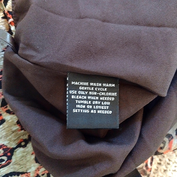 East 5th Coral and brown skirt - Picture 4 of 7